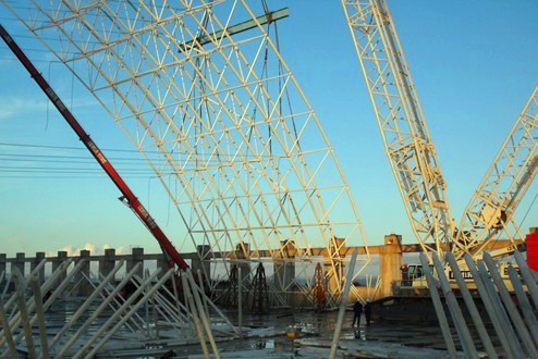 瑞金枝江五柳树市场北大门网架工程